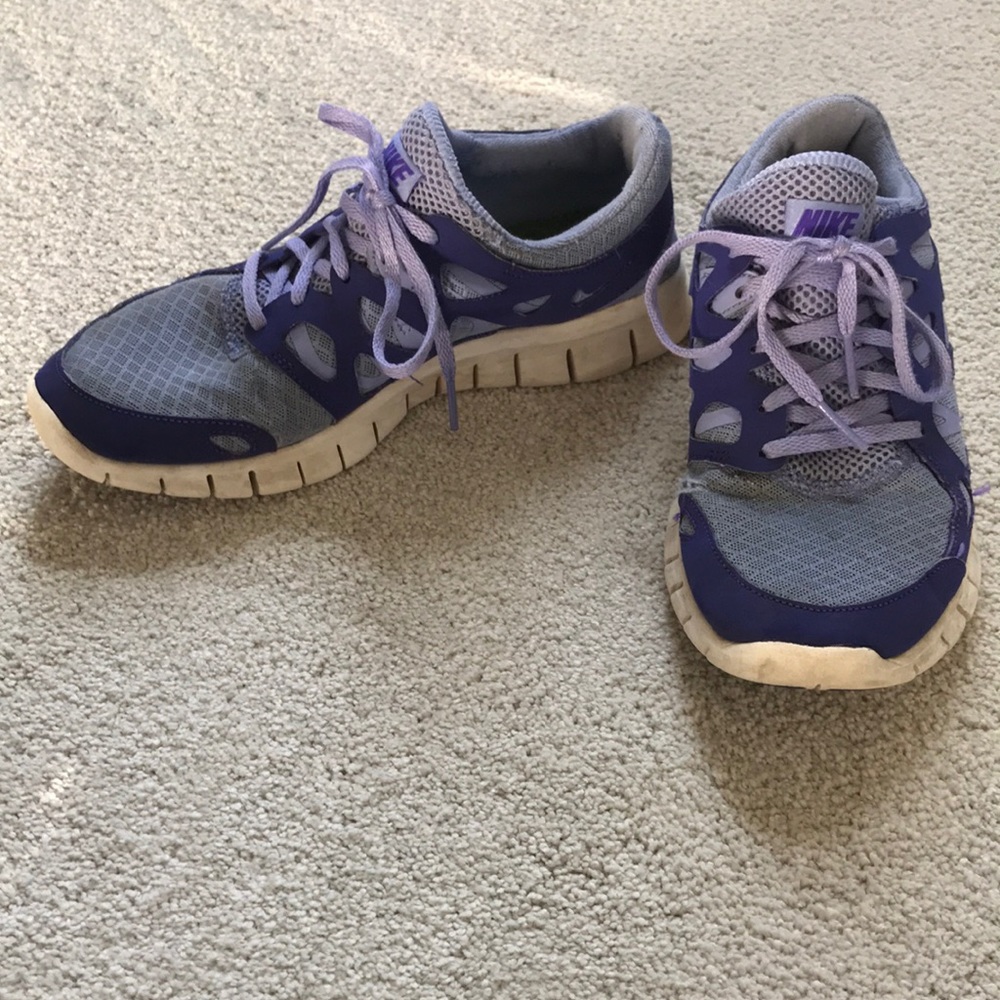 Purple Nike free run - running shoes